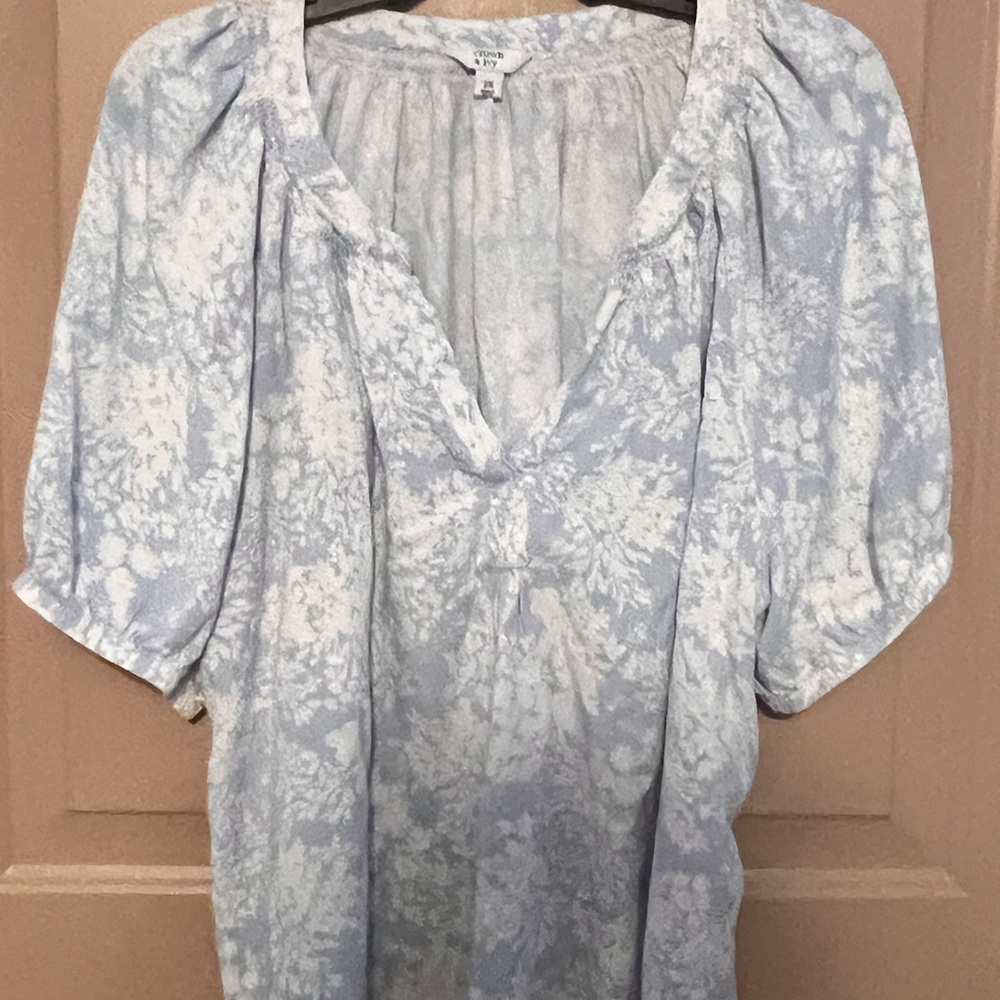 Crown & Ivy Light Blue and White Blouse